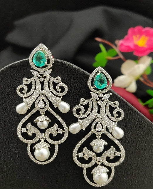 DESIGNER PEARL AD EARRINGS