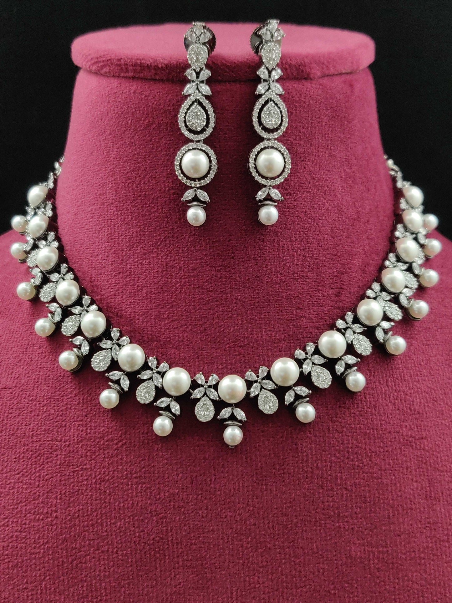 PEARL FANCY AD NECKLACE