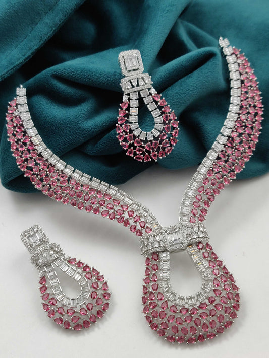 STIFF ELEGANCE CZ NECKLACE