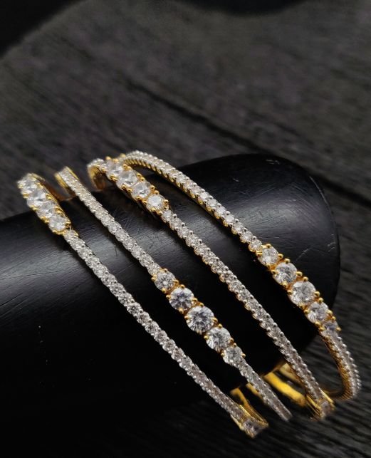 SOLITAIRE CZ 4PCS BANGLES