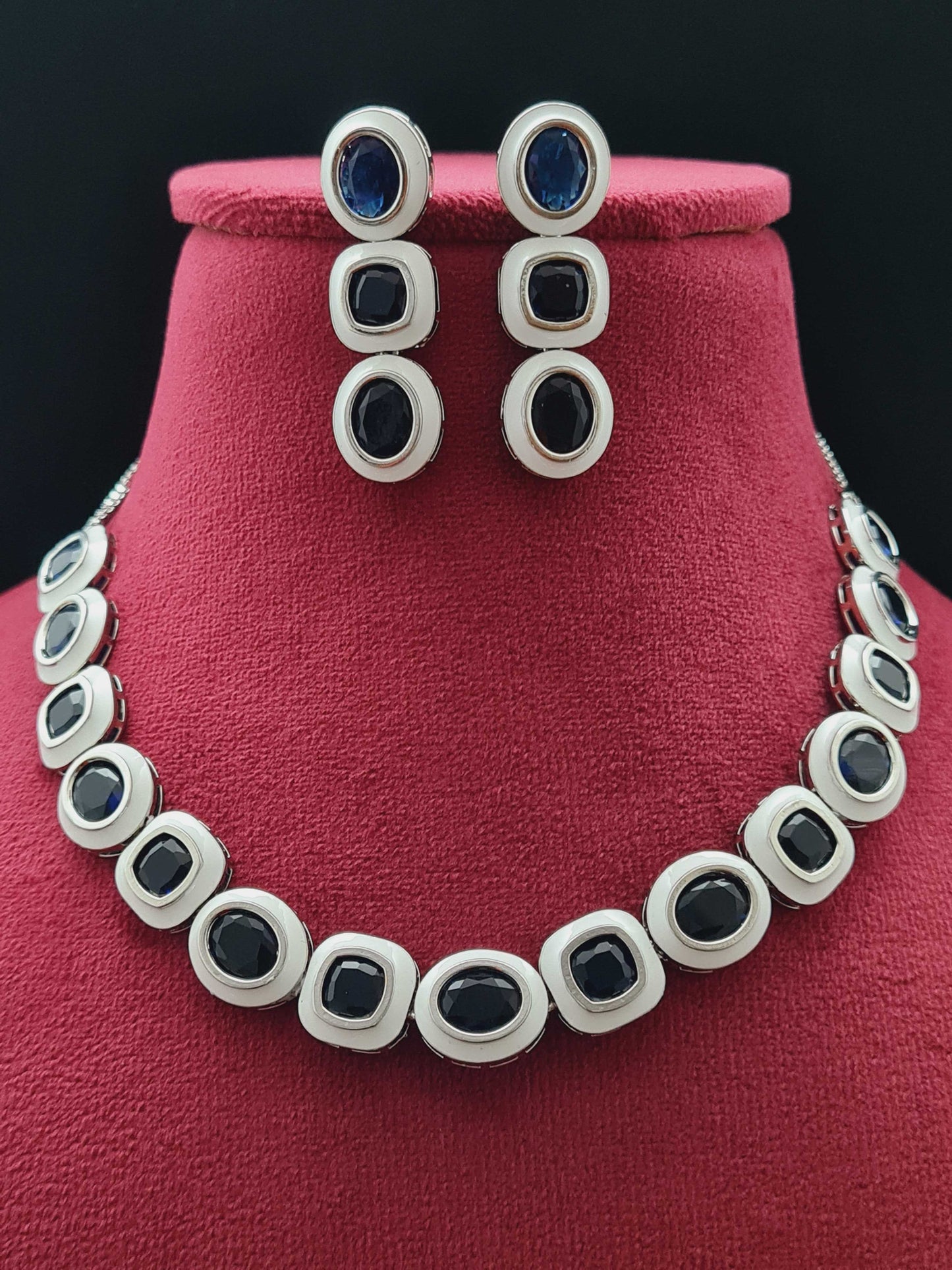 ELEGANT CZ NECKLACE