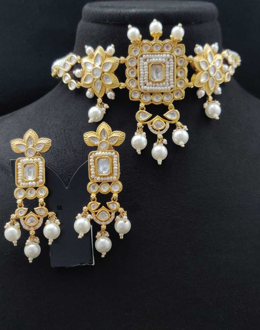 FANCY KUNDAN CHOKER