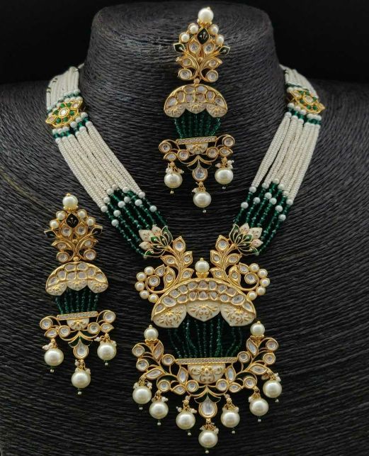 DESIGNER KUNDAN MALA PENDANT SET