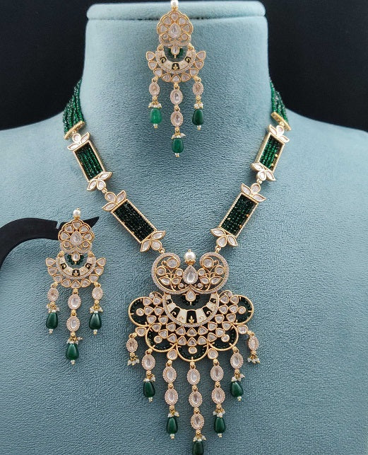 EXCLUSIVE KUNDAN MALA PENDENT SET