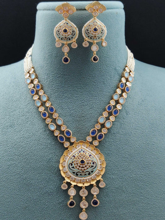 ELEGANT KUNDAN MALA PENDANT SET