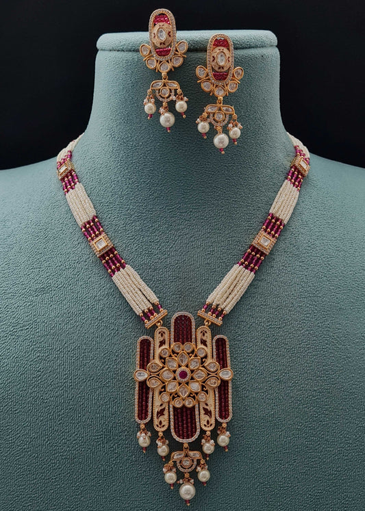 ELEGANT KUNDAN MALA PENDANT SET