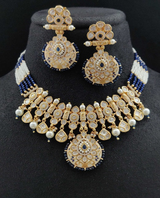 KUNDAN PENDANT NECKLACE