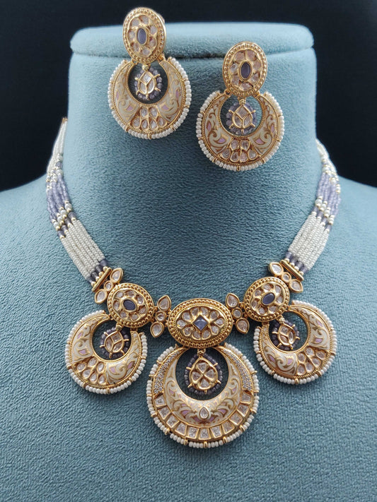 TRADITIONAL KUNDAN NECKLACE