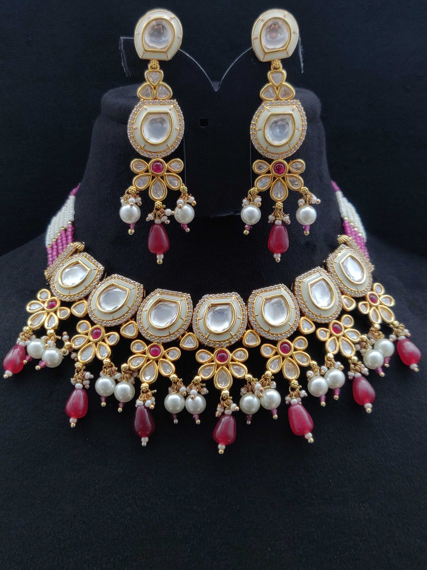 PEARL GLAMOROUS KUNDAN NECKLACE