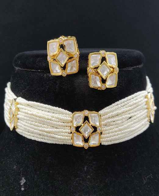 SQUARE DESIGN KUNDAN PEARL CHOKER