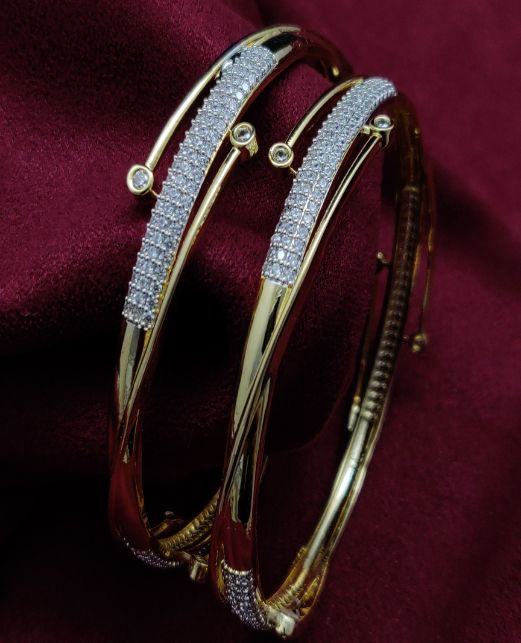 ELEGANT AD 2PC BANGLES