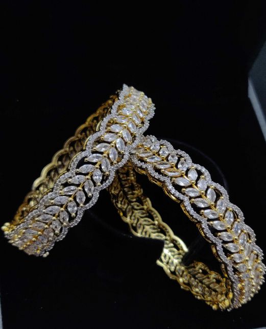 LEAF SHAPE CZ 2PC BANGLES