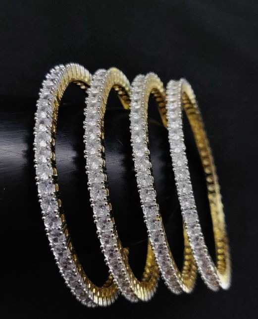 SOLITAIRE CZ 4PCS BANGLES