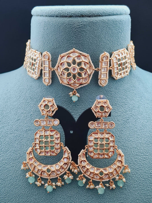 FLORAL DESIGN KUNDAN CHOKER