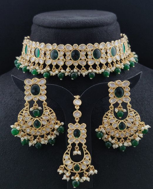 CLASSIC KUNDAN CHOKER