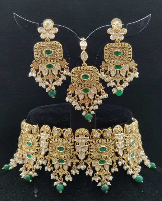 FANCY KUNDAN CHOKER