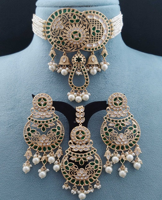 ELEGANCE PEARL KUNDAN CHOKER