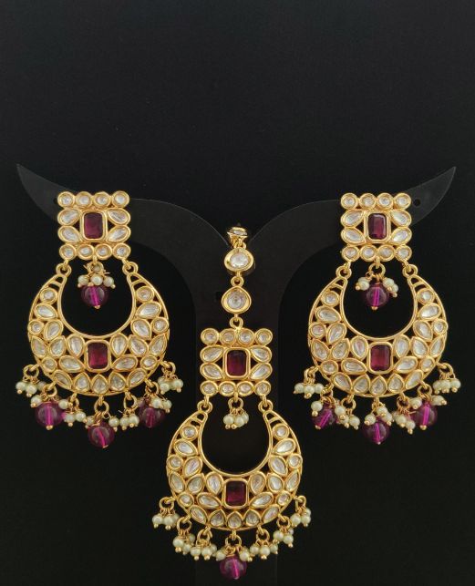 CHANDBALI KUNDAN EARRING AND TIKKA