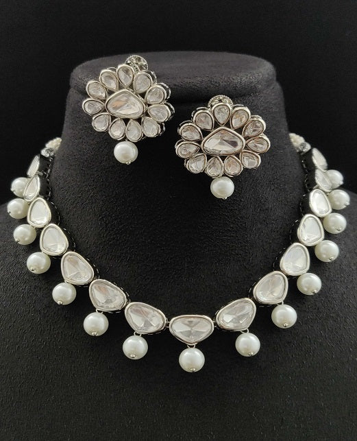 UNCUT KUNDAN PEARL NECKLACE