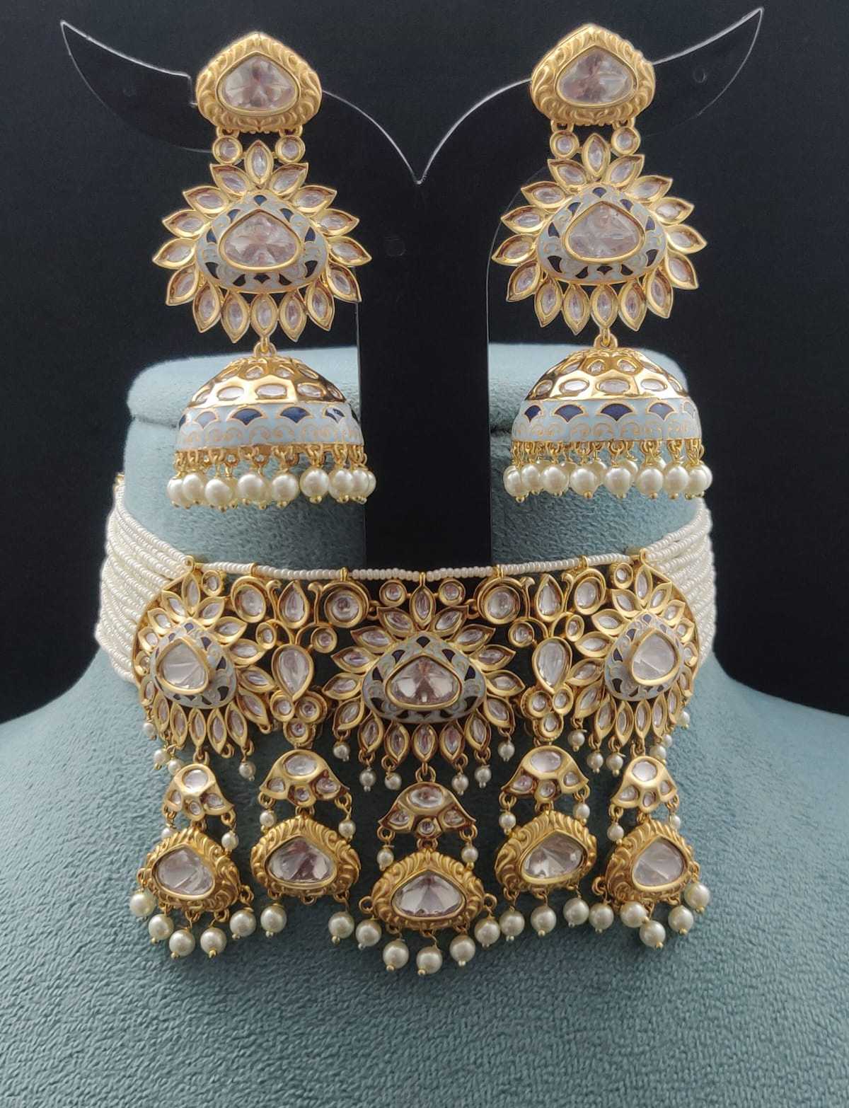 PEARL ELEGANCE KUNDAN CHOKER