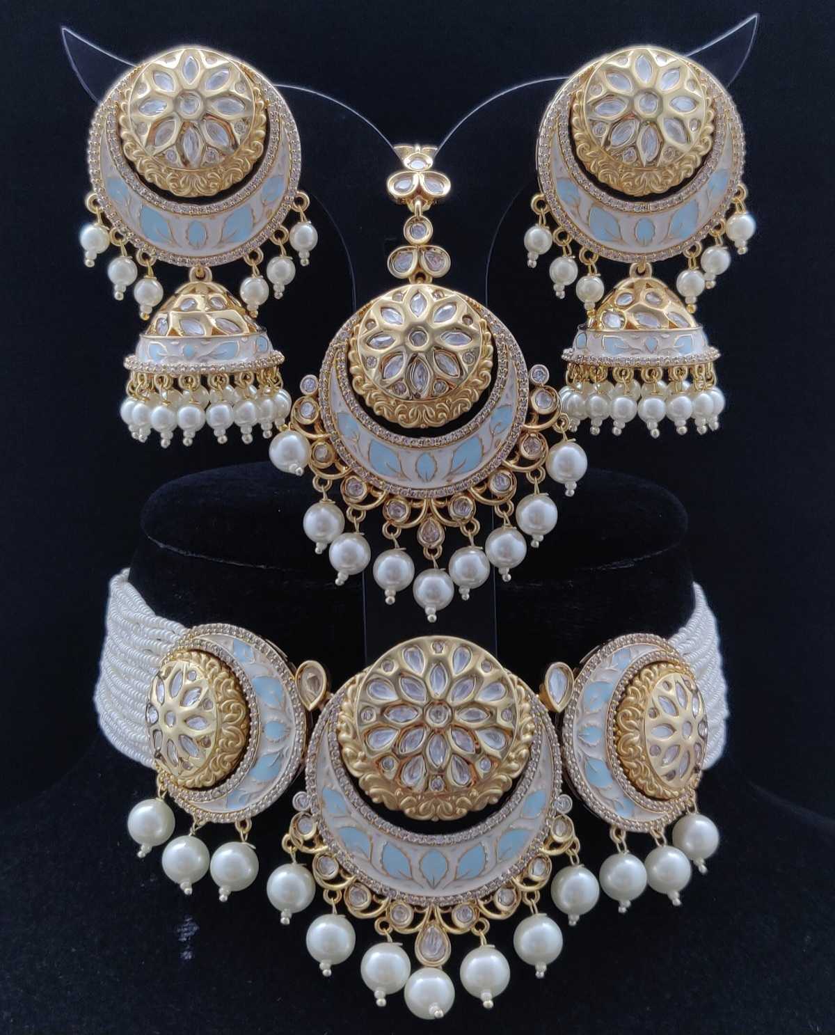 TRADITIONAL KUNDAN CHOKER