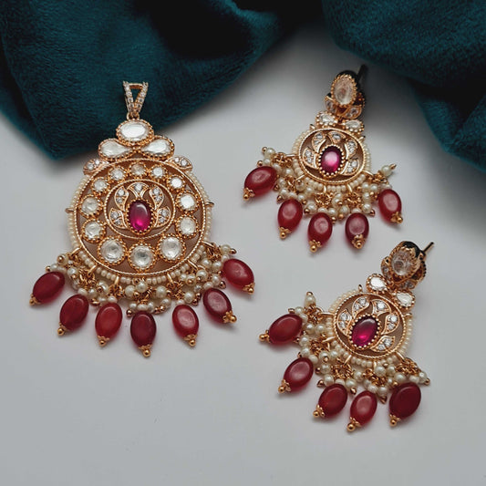 GLORIOUS KUNDAN LOCKET SET