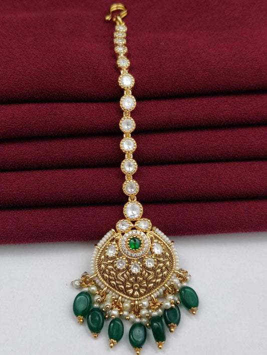 ELEGANT KUNDAN MAANG TIKKA