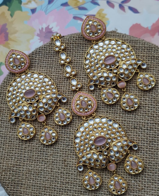 DANGLER KUNDAN EARRING AND TIKKA