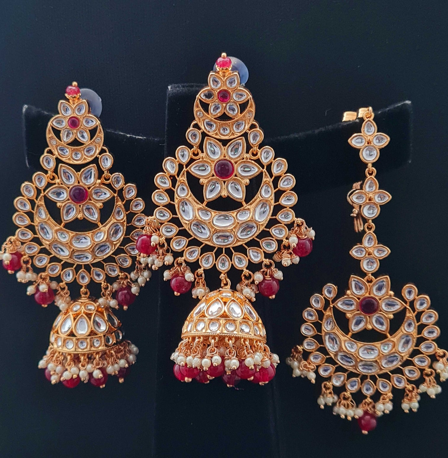 DESIGNER KUNDAN EARRING AND TIKKA