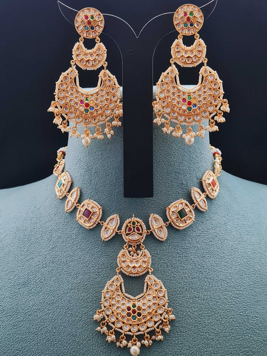 KUNDAN PENDANT NECKLACE