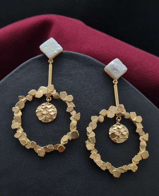 GLAMOROUS ANTIQUE EARRINGS