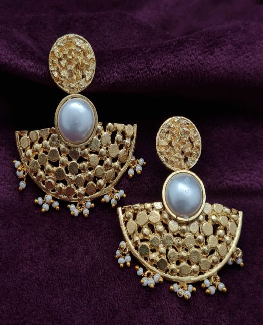 ELEGANT ANTIQUE EARRINGS