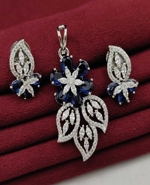 LEAF SHAPE CZ LOCKET SET