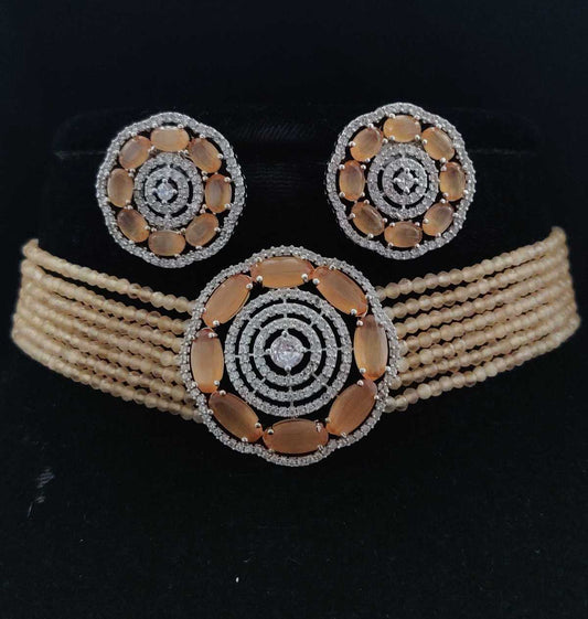 BEADED TRENDY AD CHOKER