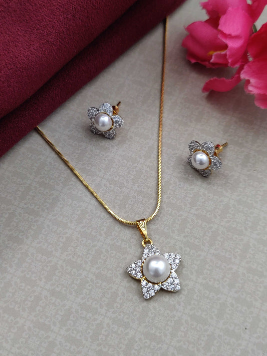 PEARL AD LOCKET SET