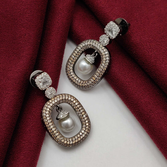 PEARL NANO STONE AD EARRINGS