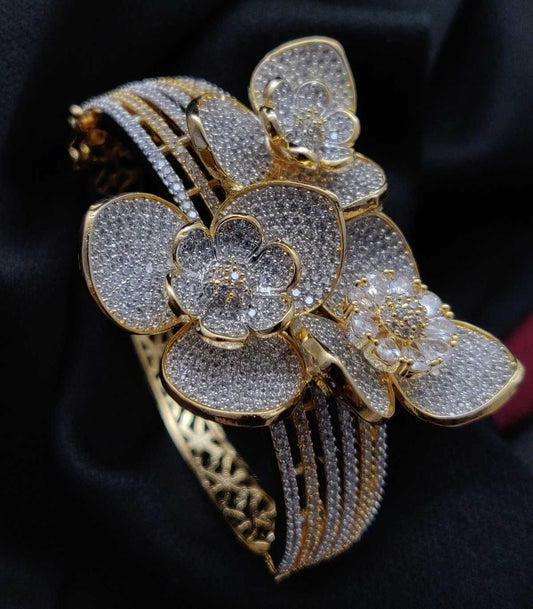 GORGEOUS FLORAL DESIGN AD 1PC KADA