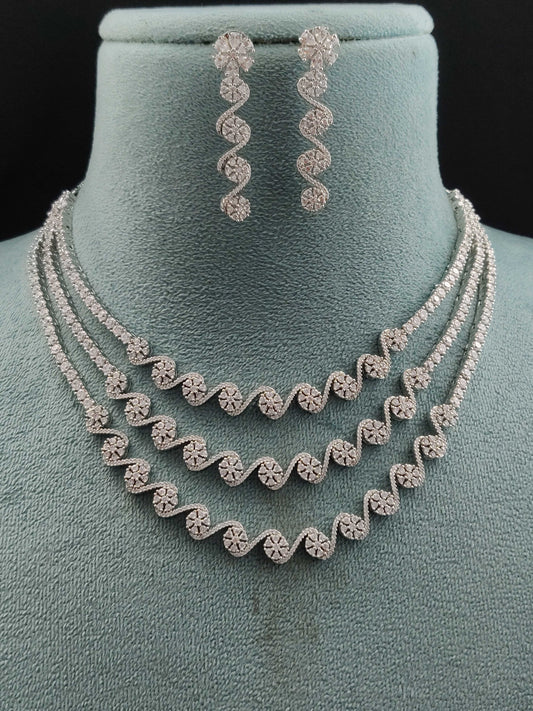 LAYERED ELEGANT AD NECKLACE