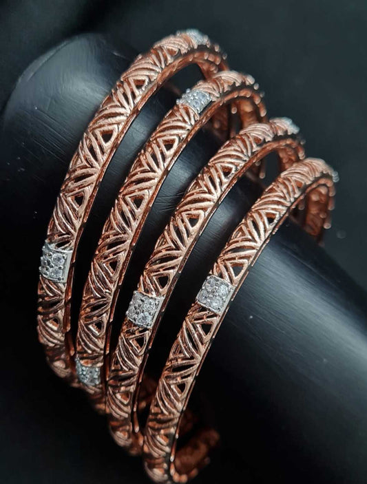 CHARMING AD 4PCS BANGLES